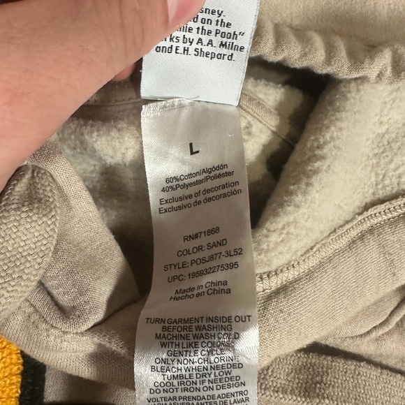 Disney Winnie The Pooh Hoodie Womens Large Sand Embroidered Long Sleeve Pullover - Picture 3 of 3